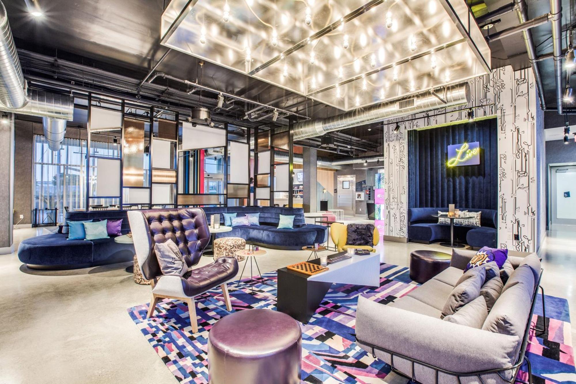 Aloft Dallas Arlington Entertainment District Exterior photo
