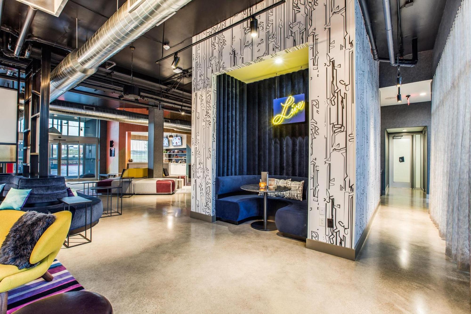 Aloft Dallas Arlington Entertainment District Exterior photo